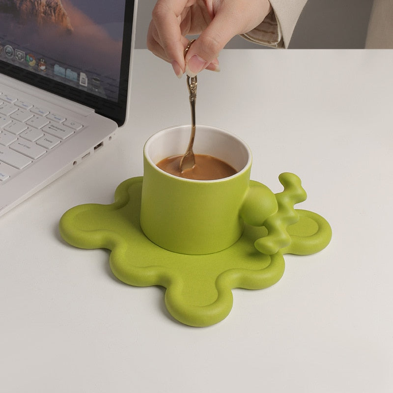 Oversized Zig Ceramic Cup & Plate
