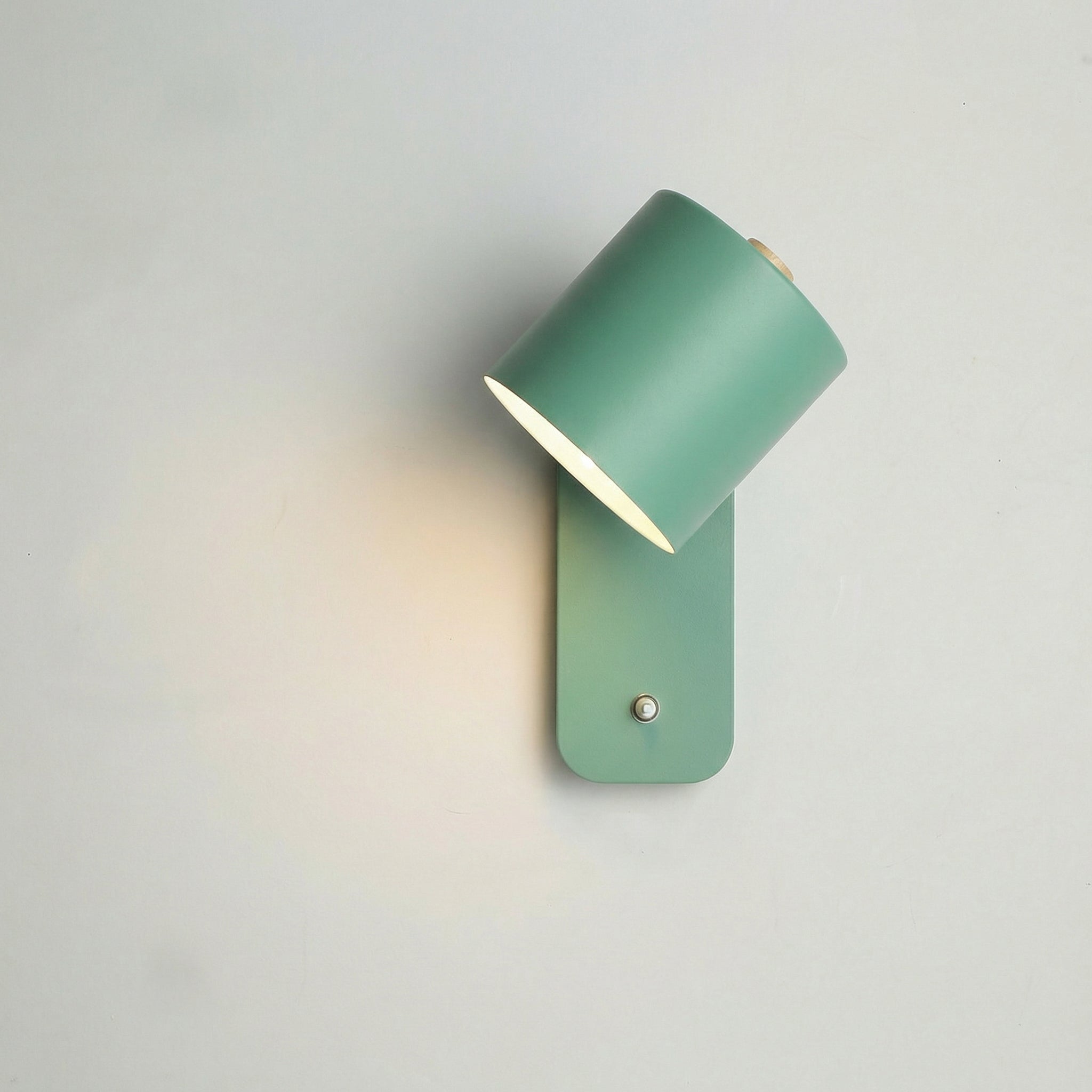 Nordic Adjustable Wall Lamp