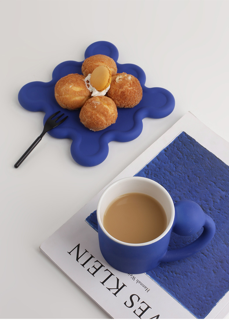 Oversized Zig Ceramic Cup & Plate