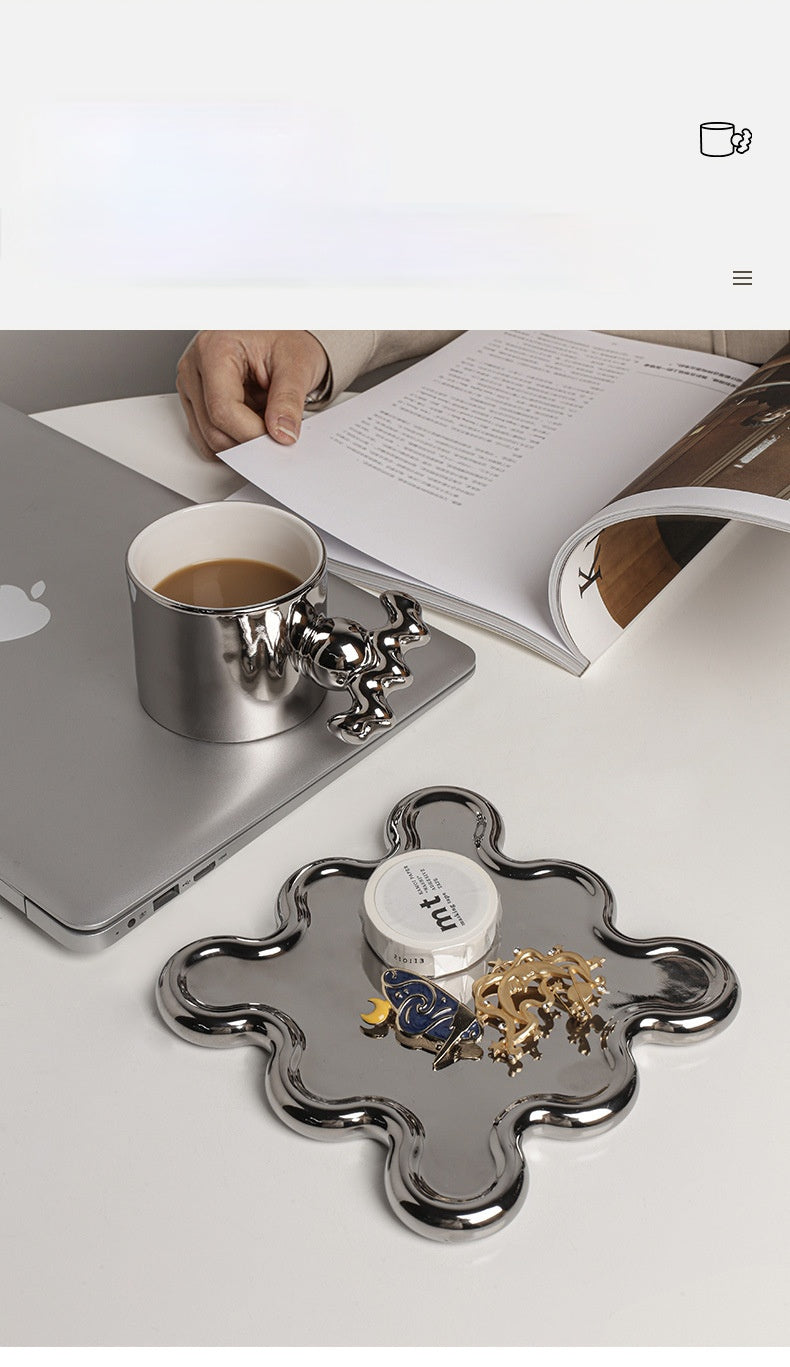 Oversized Zig Ceramic Cup & Plate
