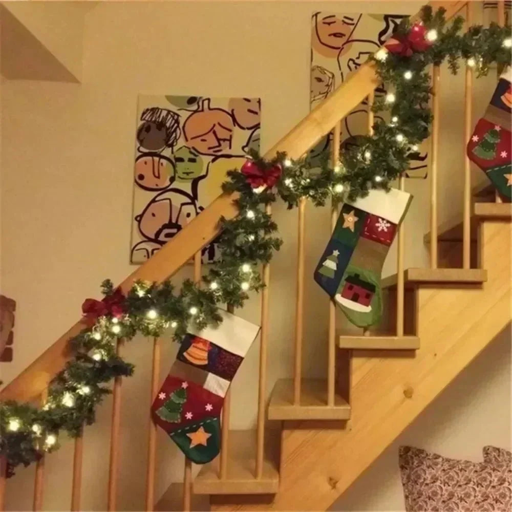 Illuminated Rattan Christmas Garland