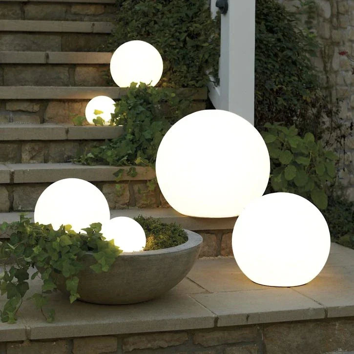 Bolvormige LED Tuinlamp voor Buiten met 16 Kleuren & Afstandsbediening