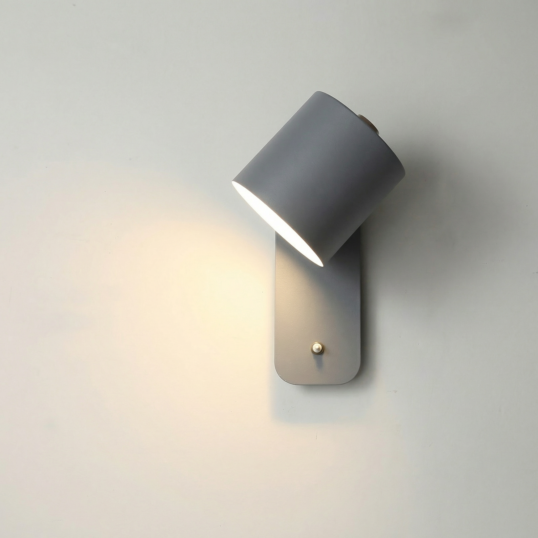 Nordic Adjustable Wall Lamp