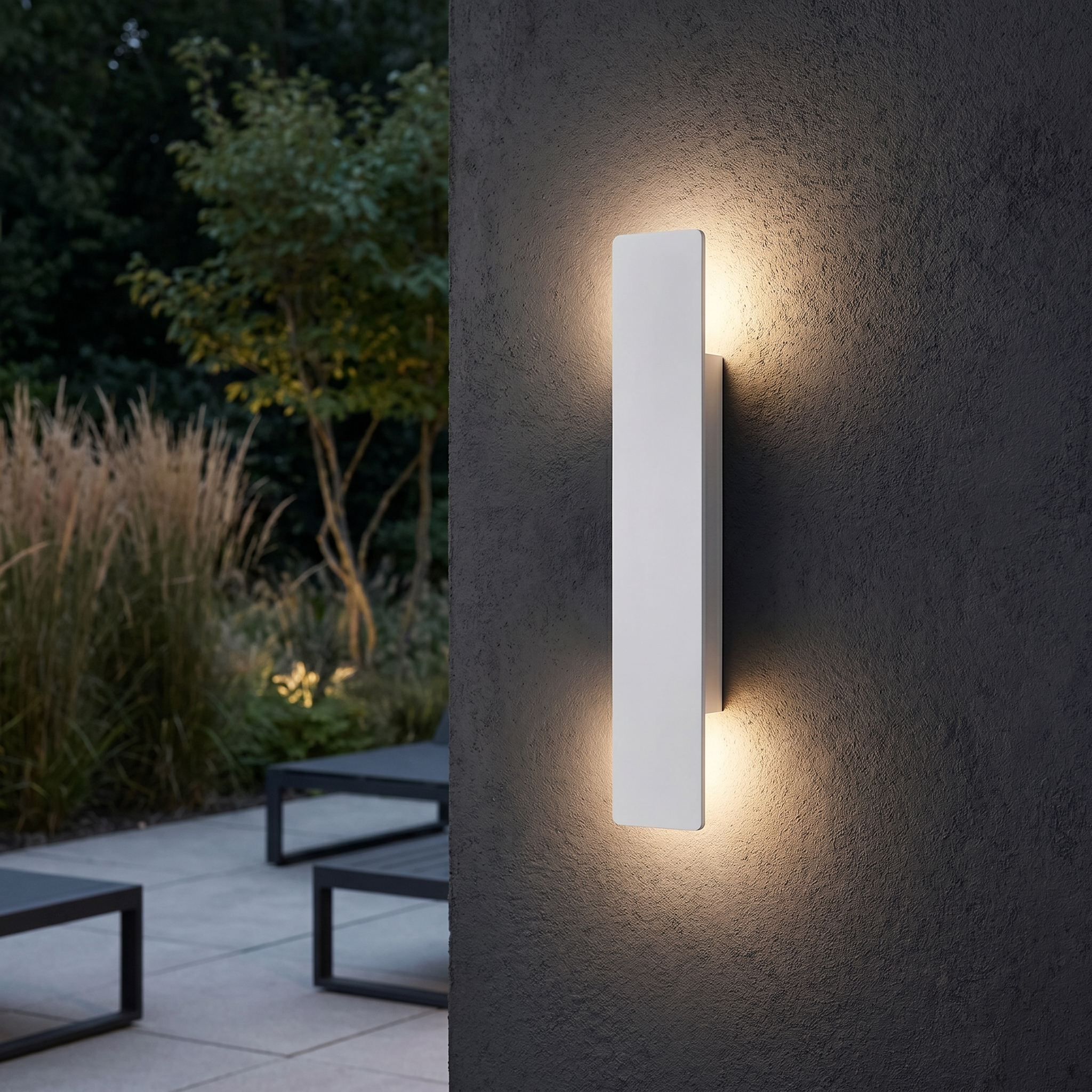 Outdoor Linear LED Wall Light