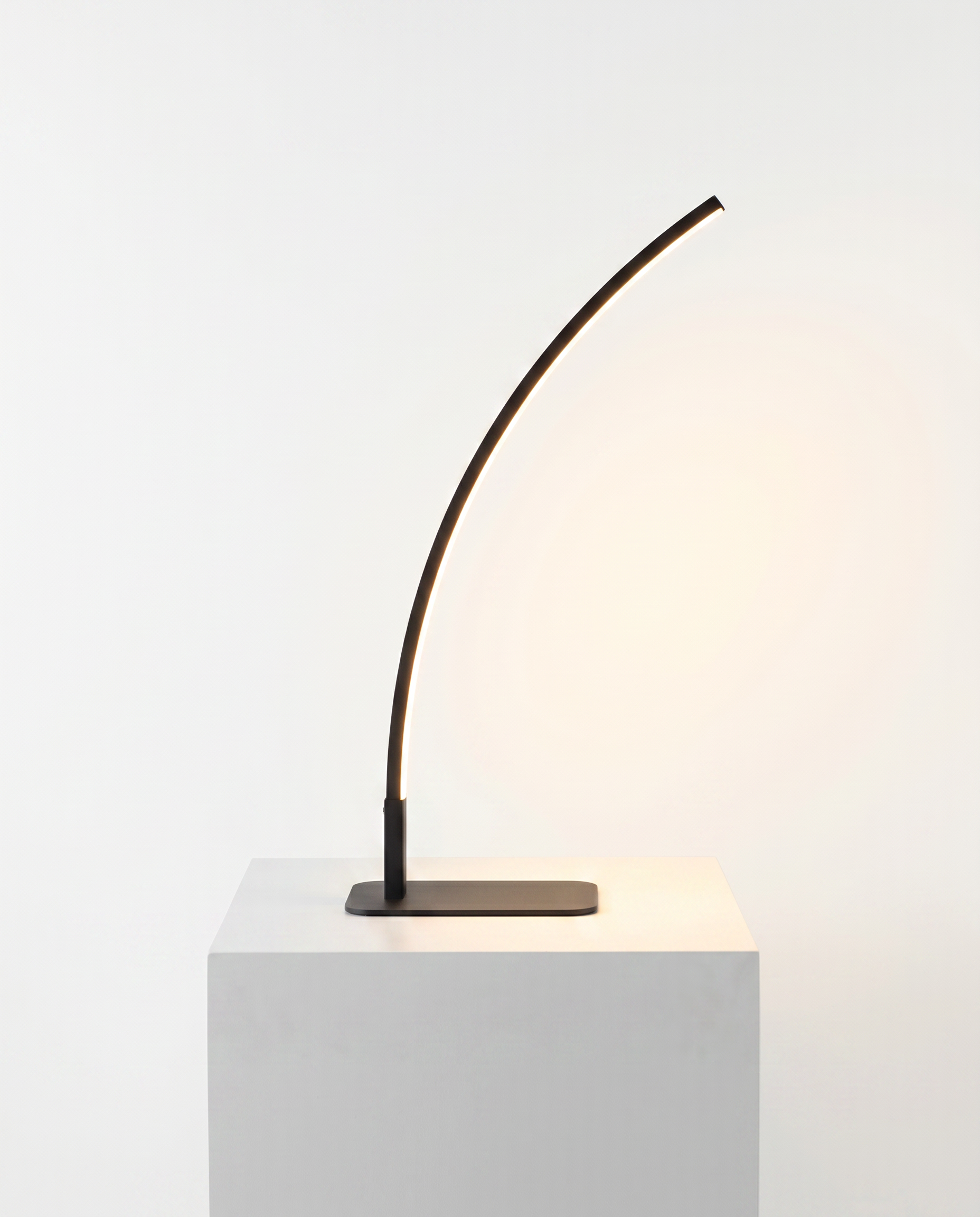 Arc Table Lamp LED Dimmable 51 cm | Stepless Warm to Cool 3000 to 6000K | High Colour Accuracy Ra90, Plug In